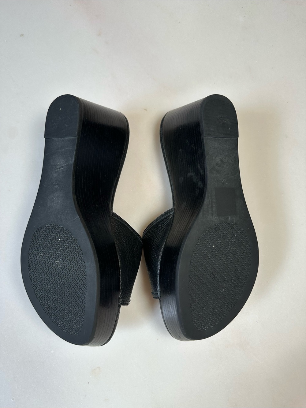 Tory Burch Women's Black Sandals - Picture 4 of 7
